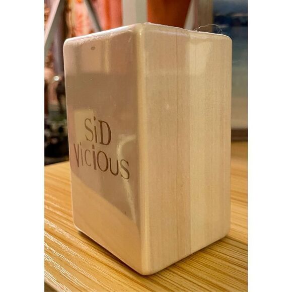 Sid Vicious KUBRICK MEDICOM mini figure Japan 2002 Sex Pistols Still Sealed NEW - Picture 3 of 5